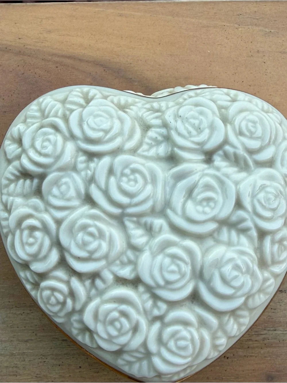 Lenox Cream Heart Jewelry Box with Gold Trim